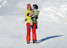 1 janvier 2013 - Première tentative de ski pour Thibault